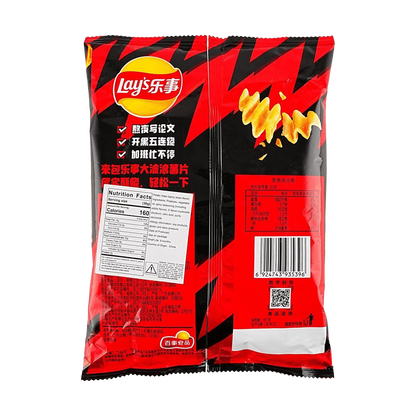 Lay’s Wave Potato Chips (Spicy Gluten Strips Flavor) 70g
